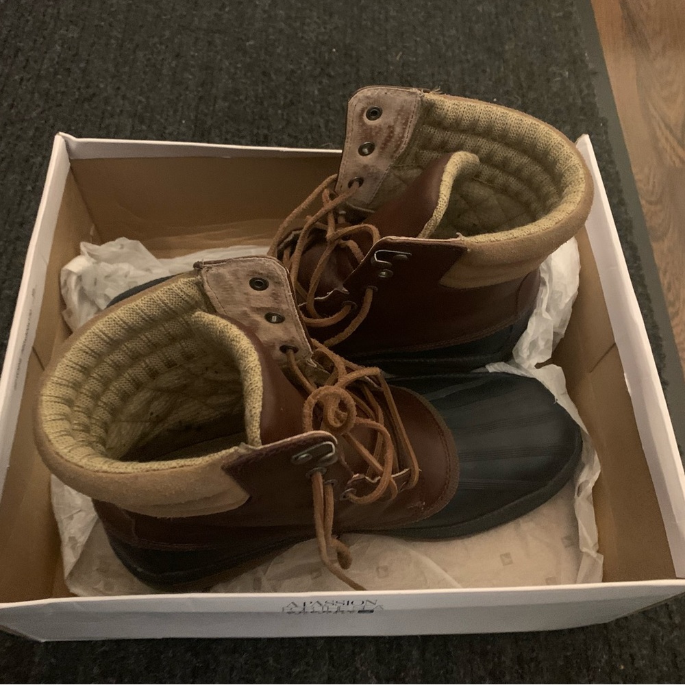 Sperry’s Top Side Gold Cup Duck Boots Men’s Size 11| Blue and Brown